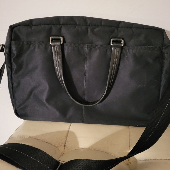 SOLD.   Coach laptop bag authentic - Picture 2 of 3